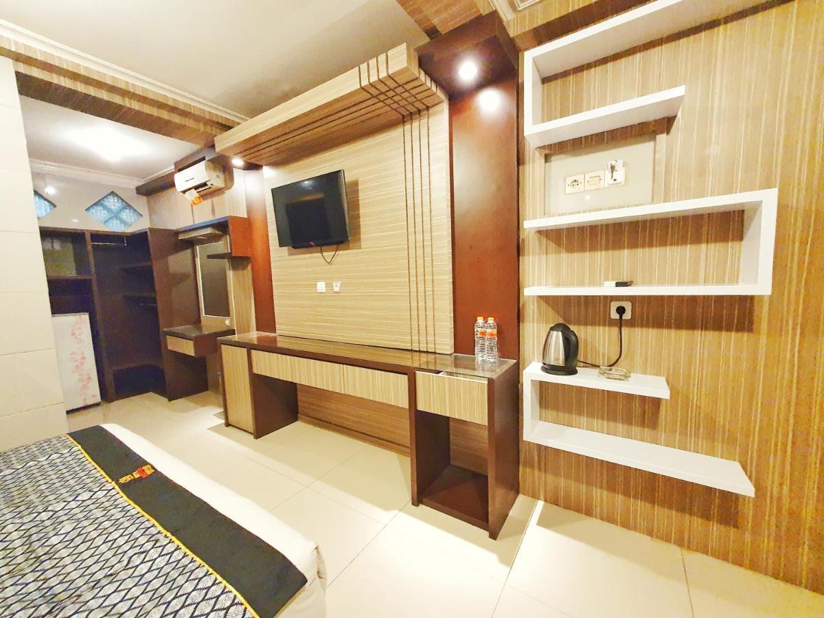 Oyo 822 Hotel Mukti Jaya Purwokerto Luaran gambar