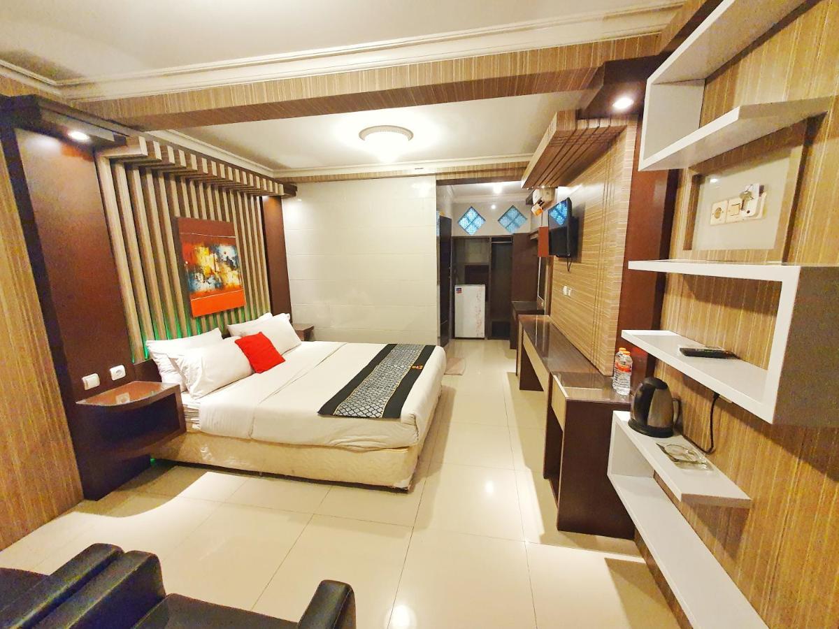 Oyo 822 Hotel Mukti Jaya Purwokerto Luaran gambar