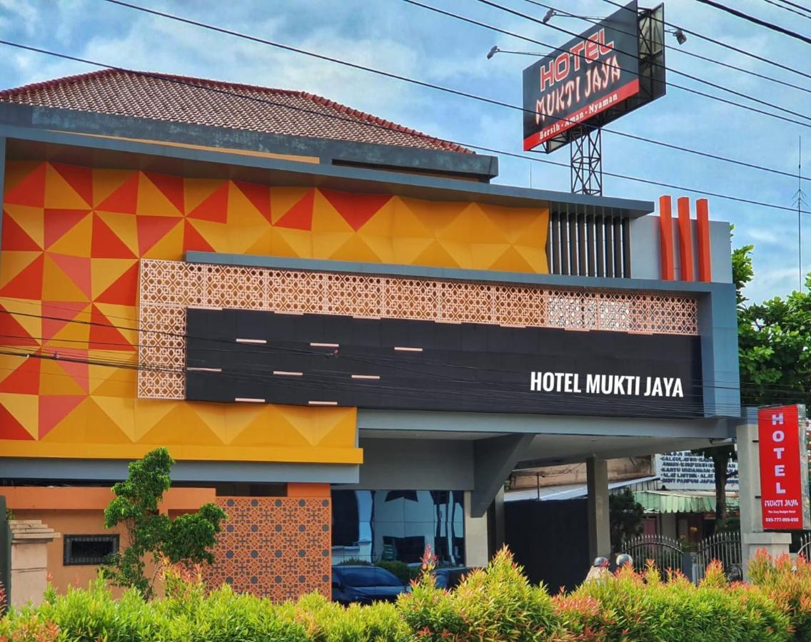 Oyo 822 Hotel Mukti Jaya Purwokerto Luaran gambar